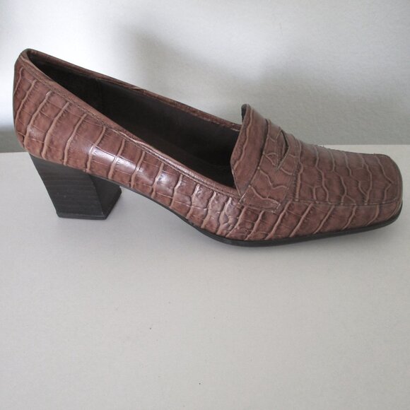 Easy Spirit Womens Brown Croco Penny Loafer w/2.5" Block Heel - Size 7.5M - Picture 3 of 10
